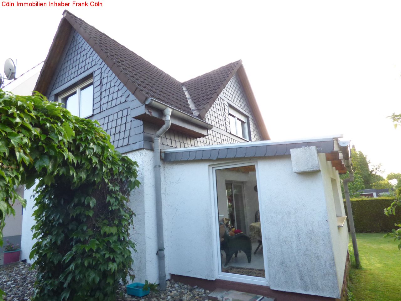 Immobilien Burscheid Zwei Einfamilienhauser Auf